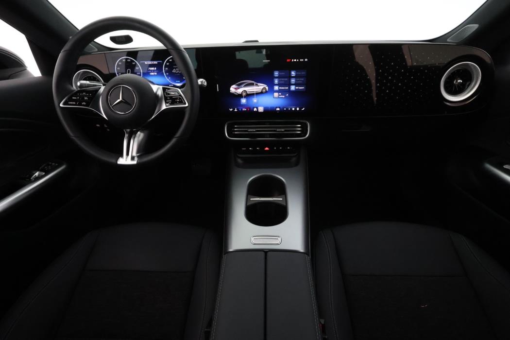 Mercedes-Benz CLA 2025