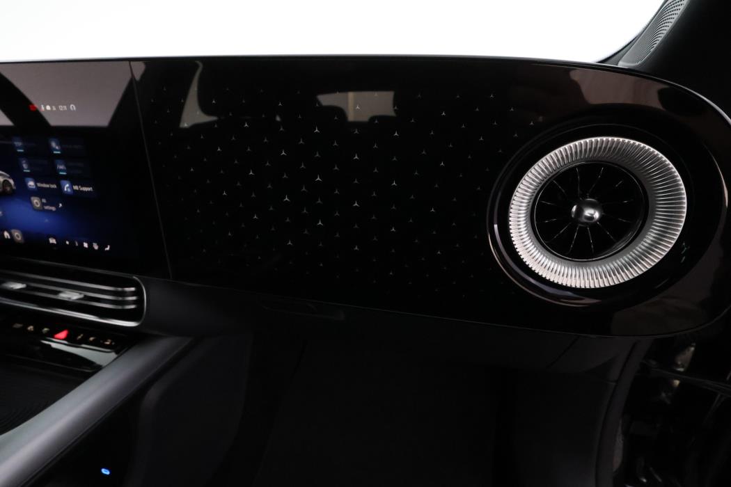 Mercedes-Benz CLA 2025