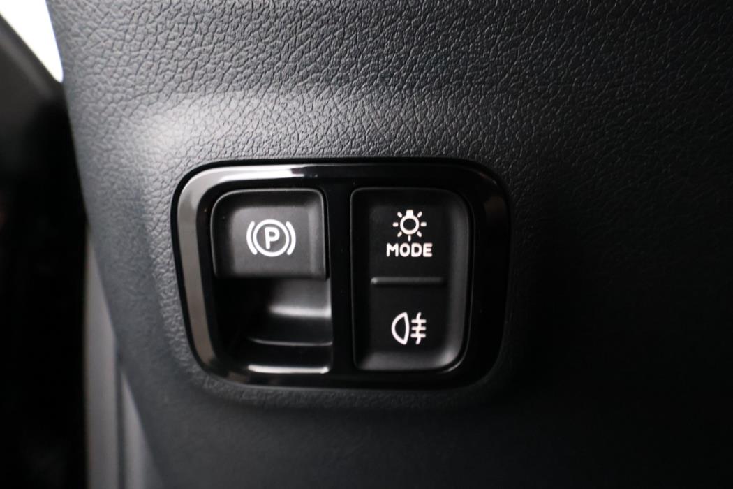 Mercedes-Benz CLA 2025