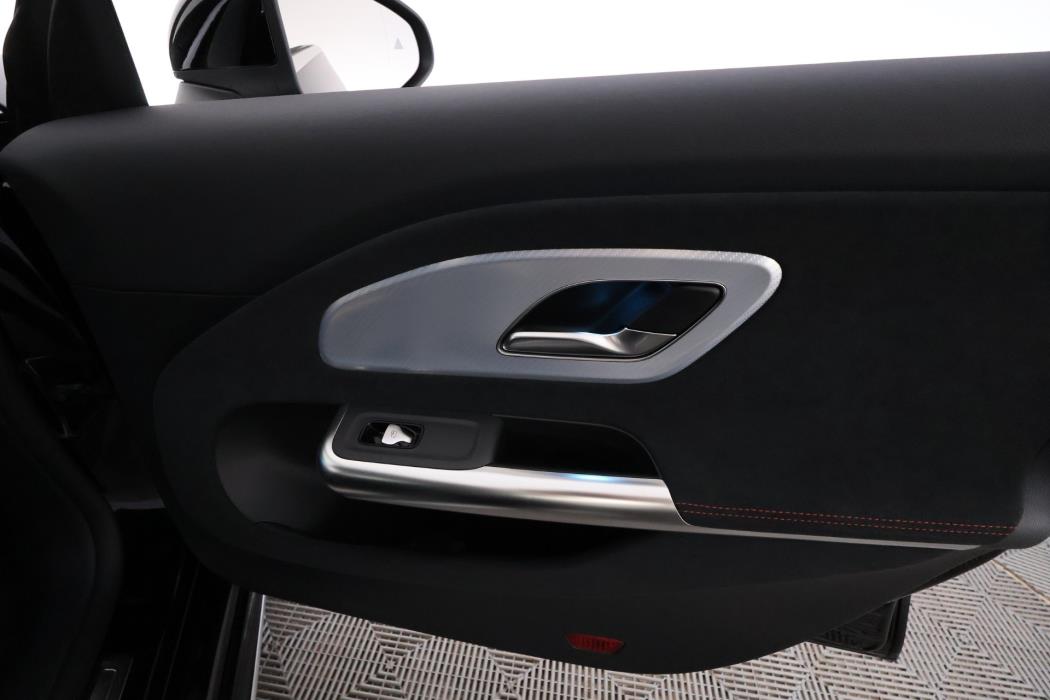 MERCEDES-BENZ CLA 2026