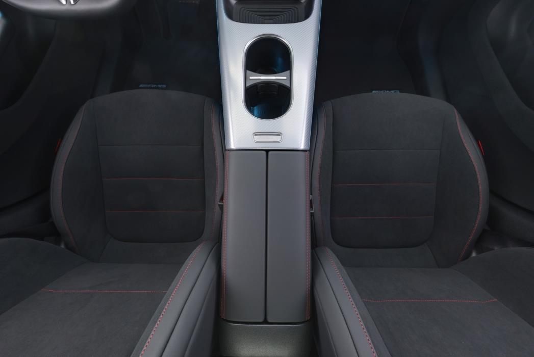 MERCEDES-BENZ CLA 2026