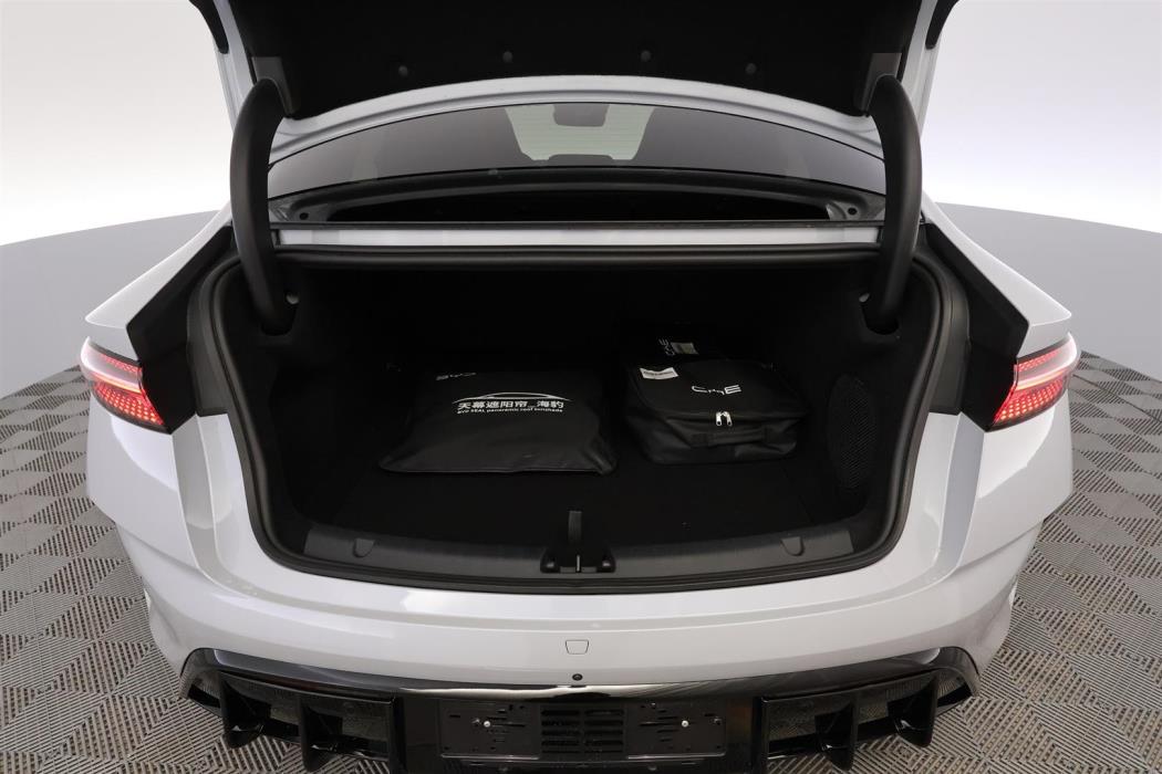 BYD Seal 2026