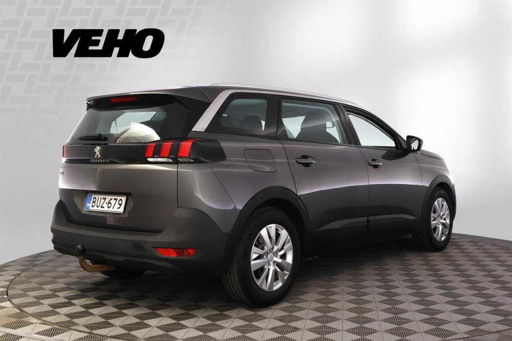 Peugeot 5008 2017