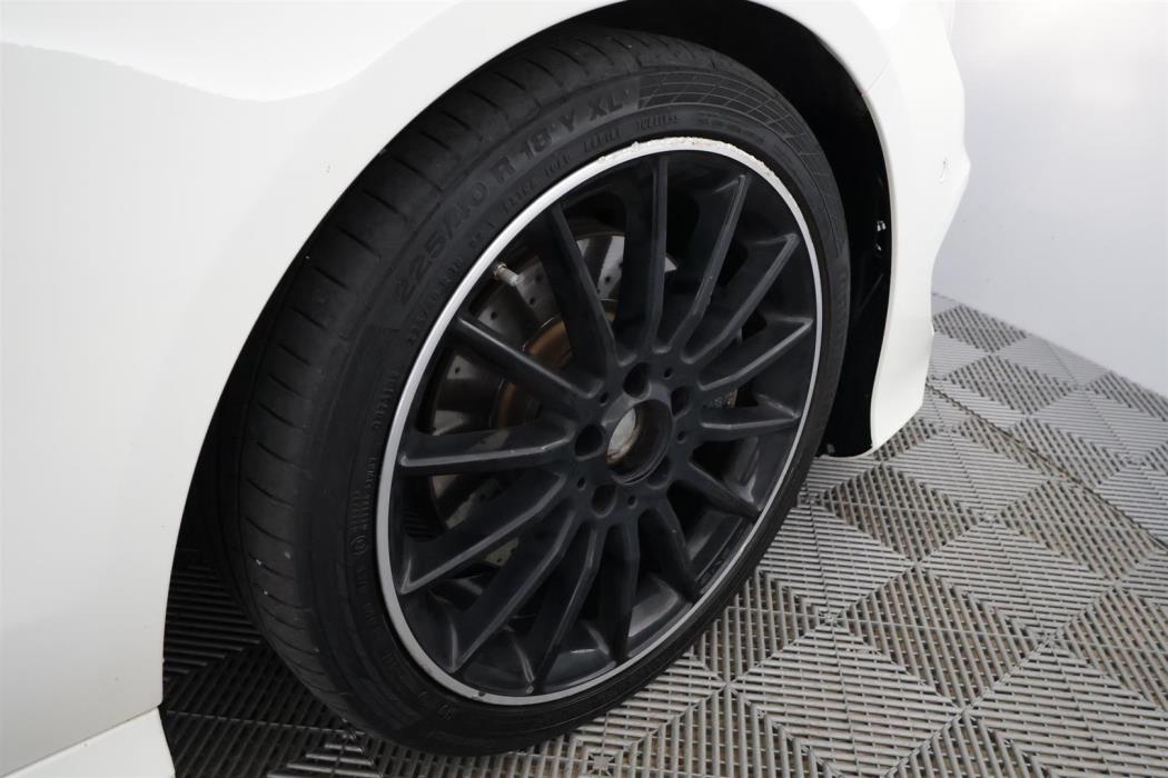 Mercedes-Benz CLA 2015