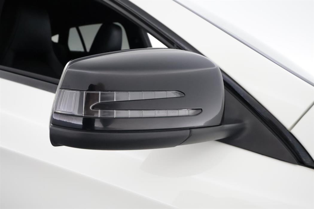 Mercedes-Benz CLA 2015