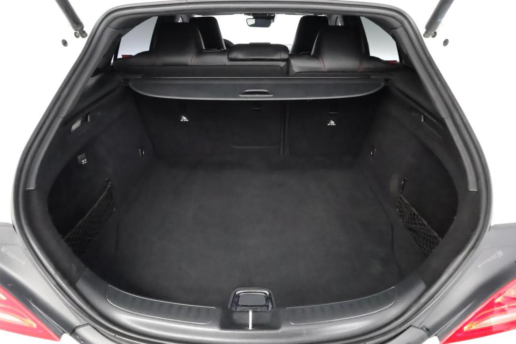 Mercedes-Benz CLA 2015