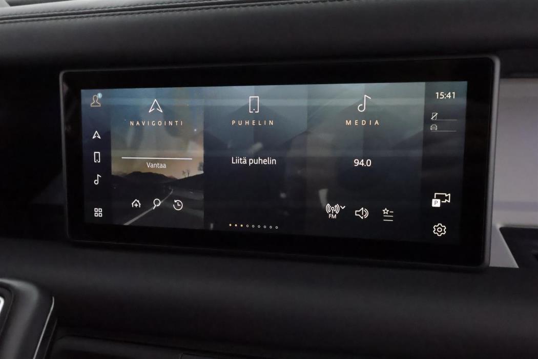 Land Rover Defender 2021