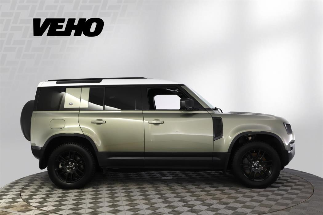 Land Rover Defender 2021