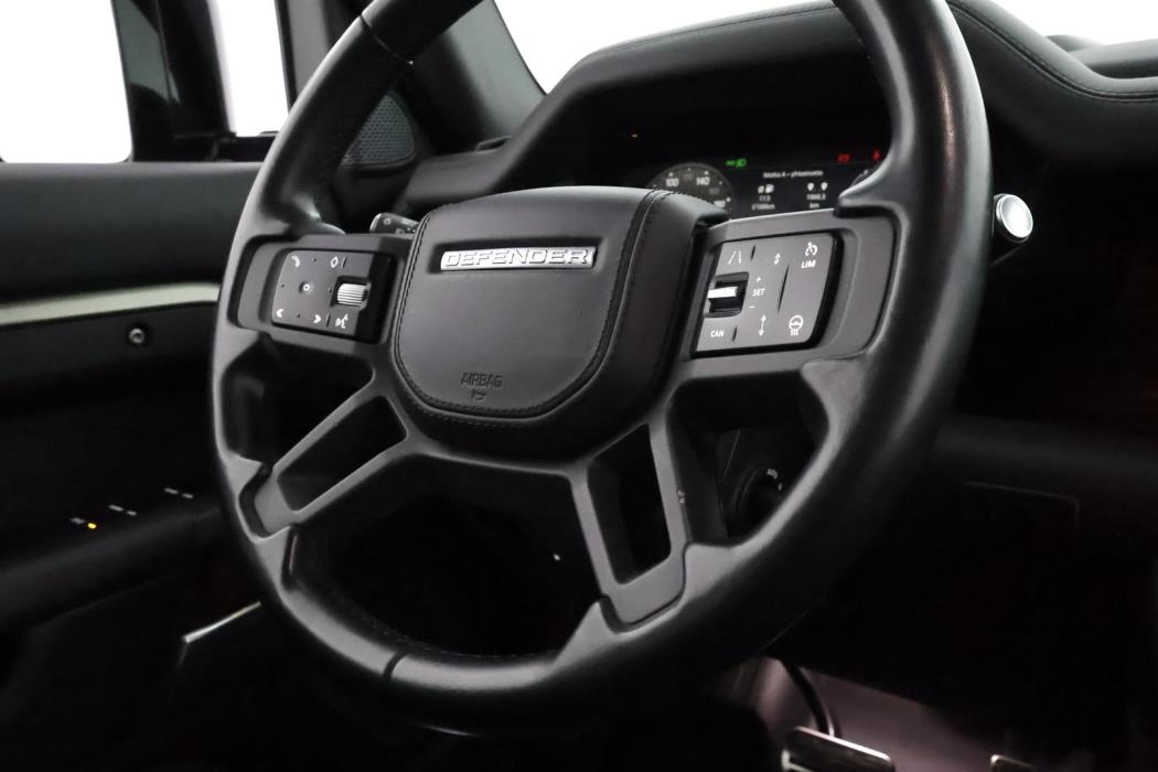 LAND ROVER DEFENDER 2023