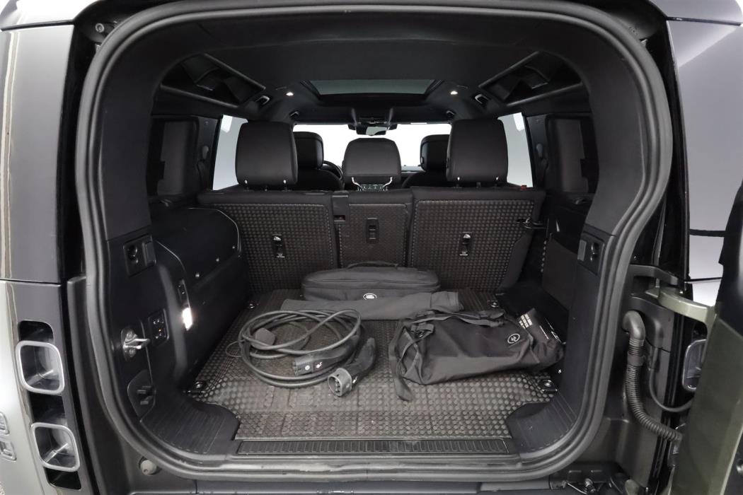 LAND ROVER DEFENDER 2023