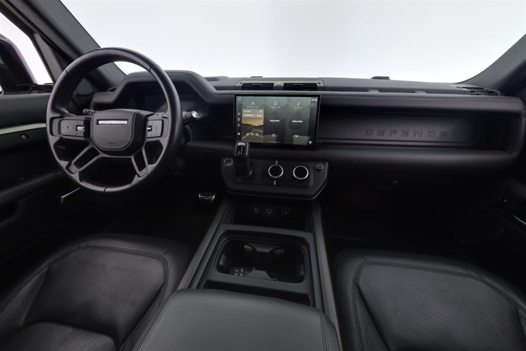 LAND ROVER DEFENDER 2023