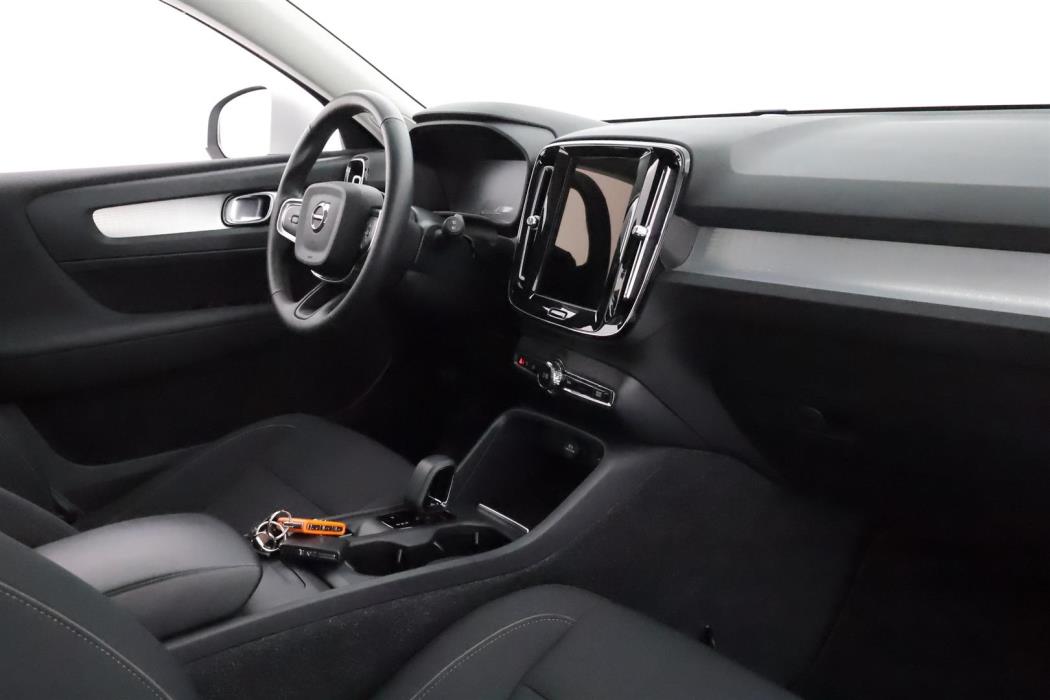 Volvo XC40 2021