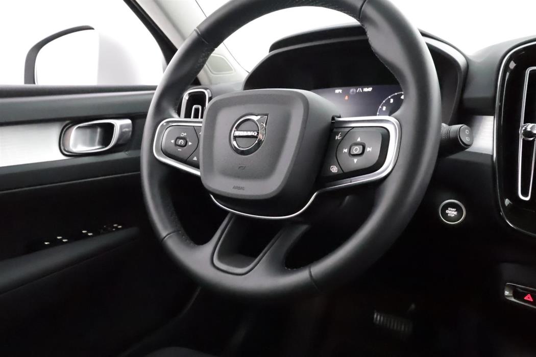 Volvo XC40 2021
