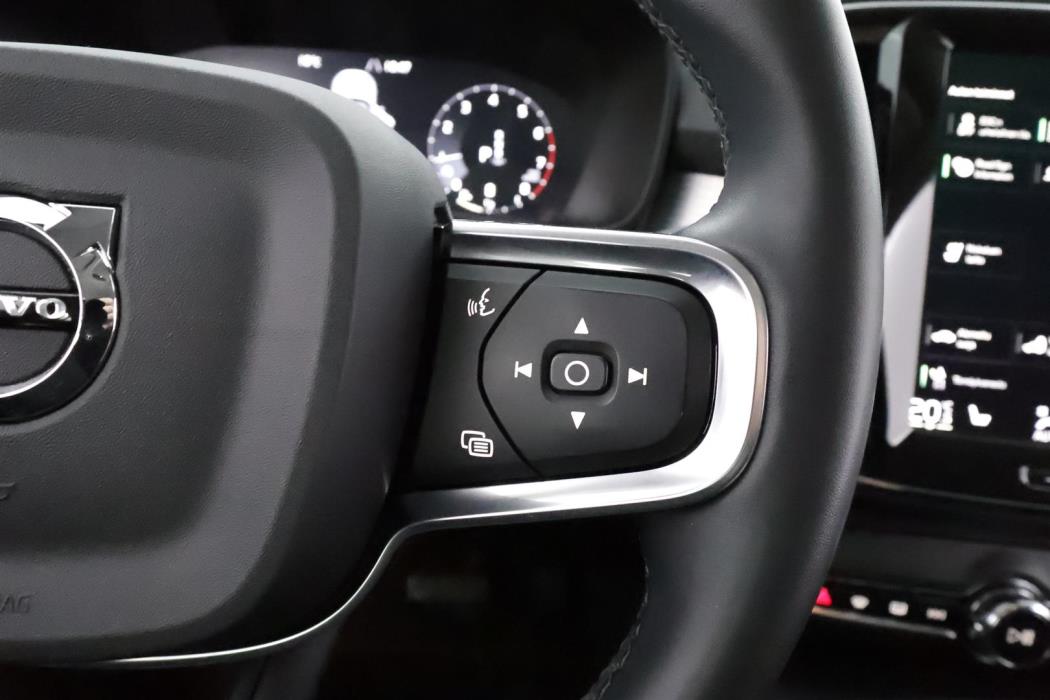 Volvo XC40 2021