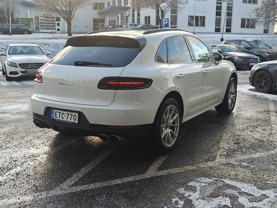 Porsche Macan 2016