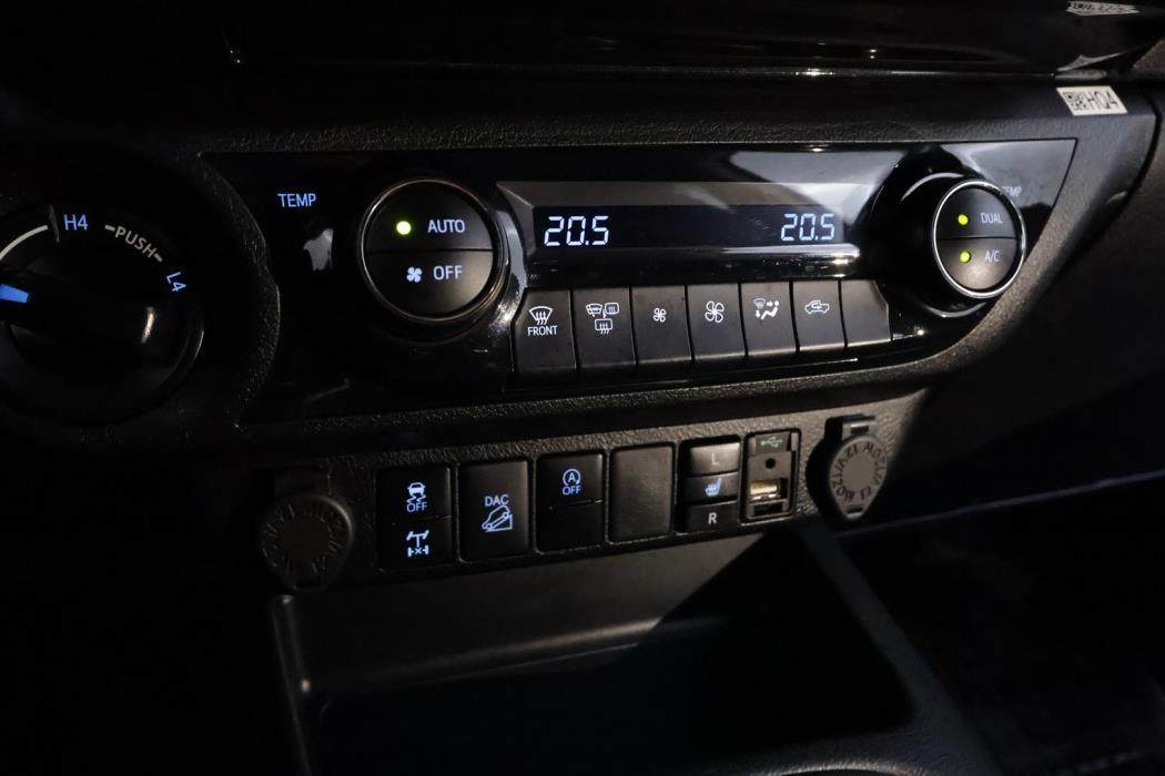 Toyota Hilux 2023