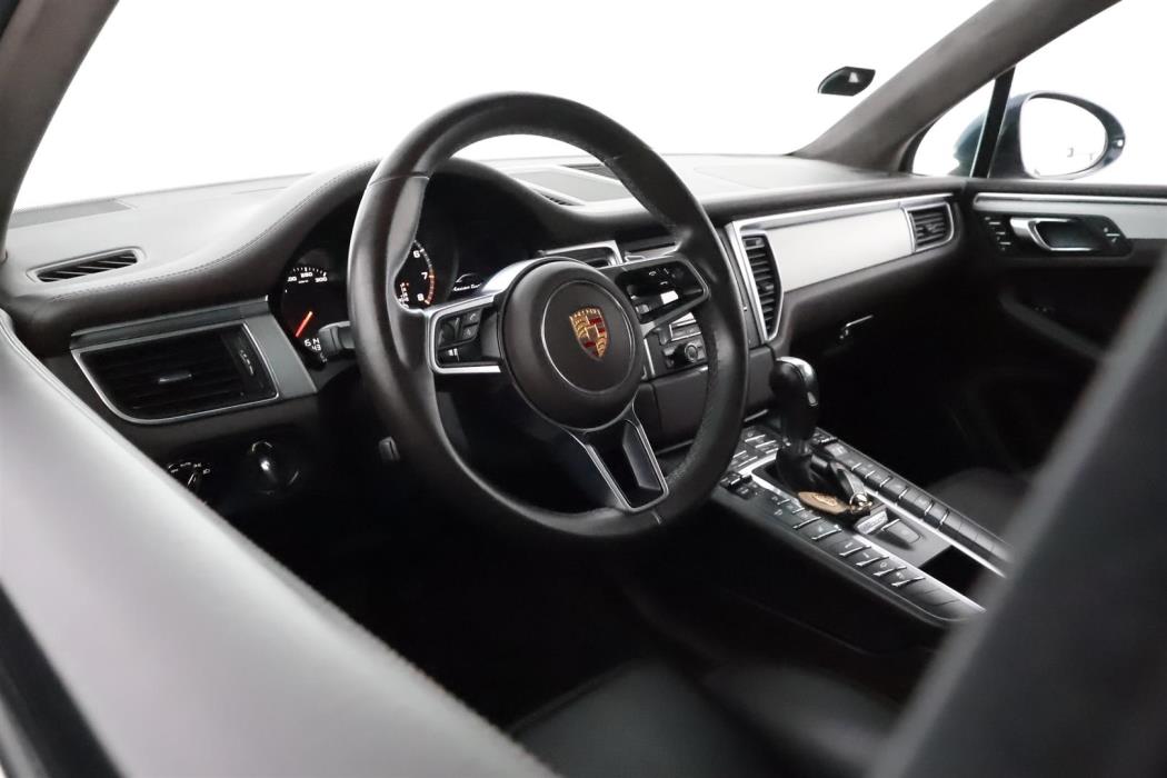 Porsche Macan 2015