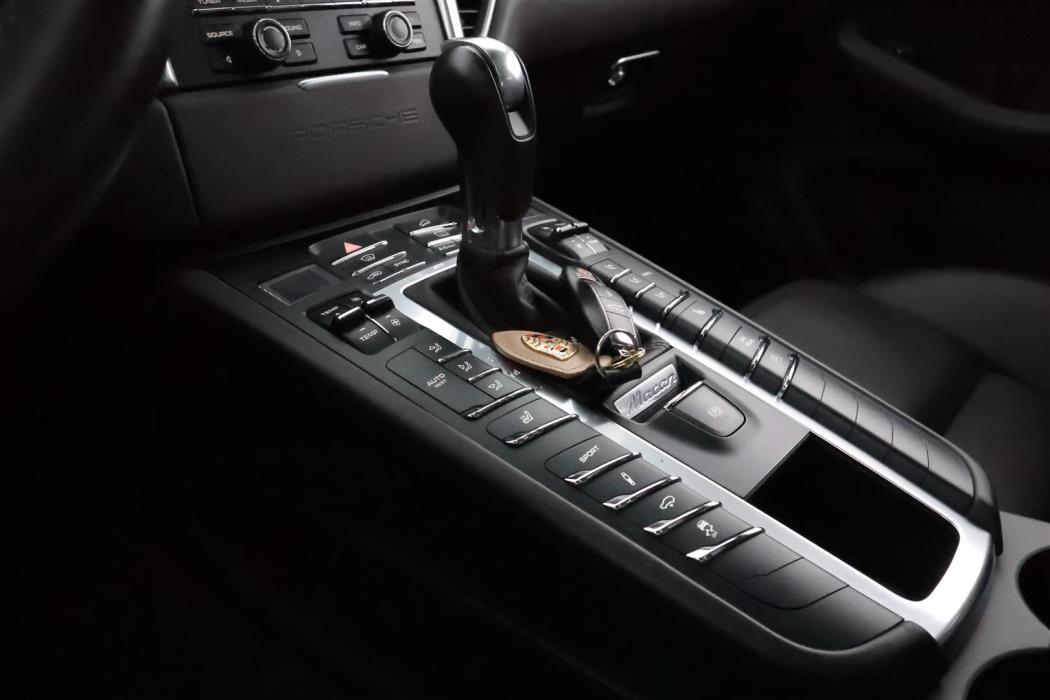 Porsche Macan 2015