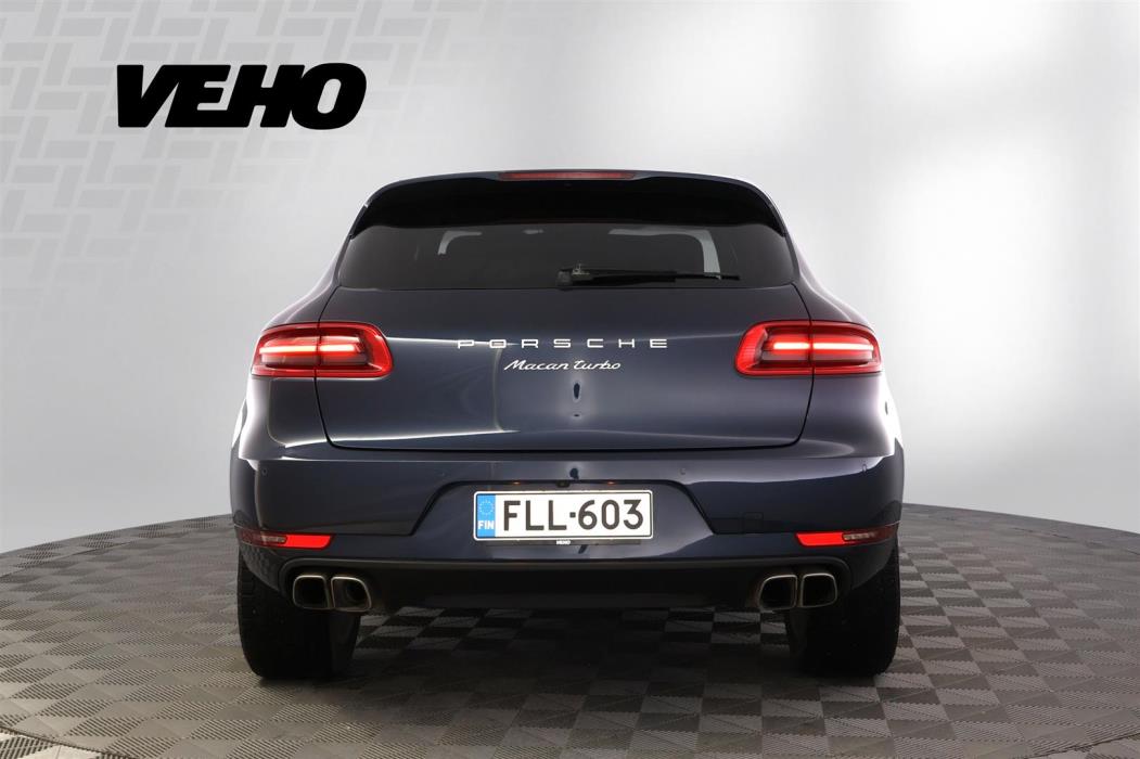 Porsche Macan 2015