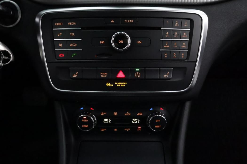 MERCEDES-BENZ CLA 2016