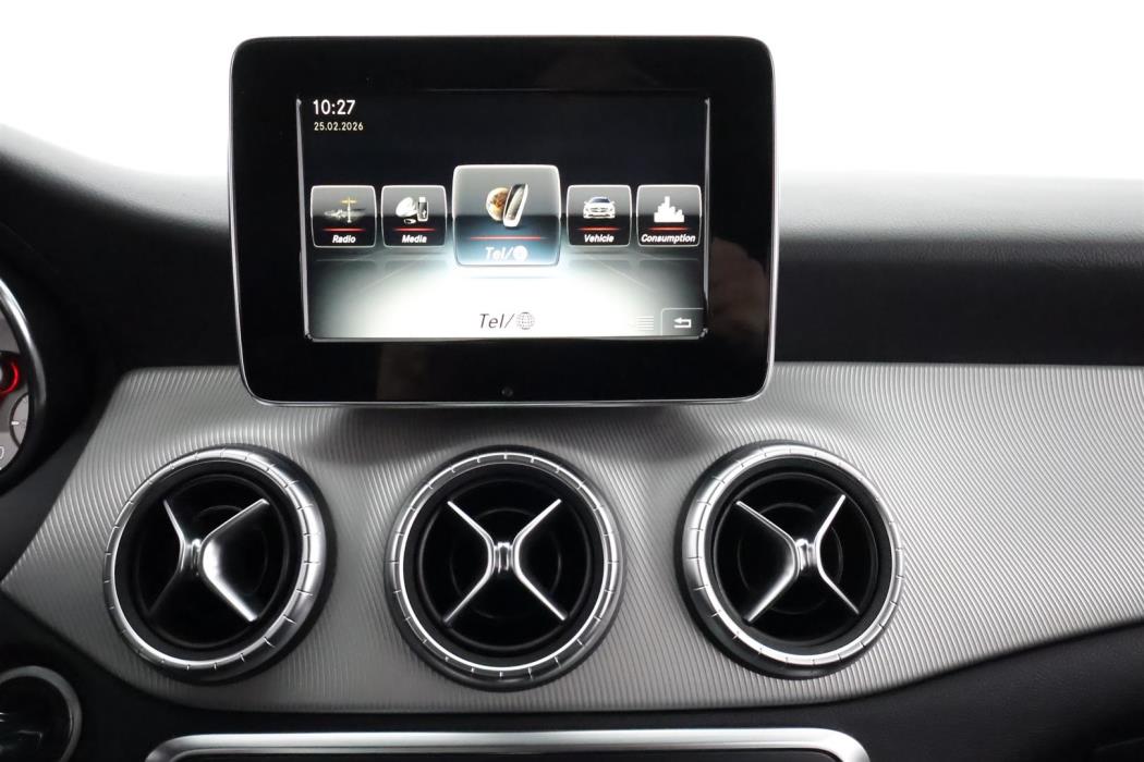 MERCEDES-BENZ CLA 2016