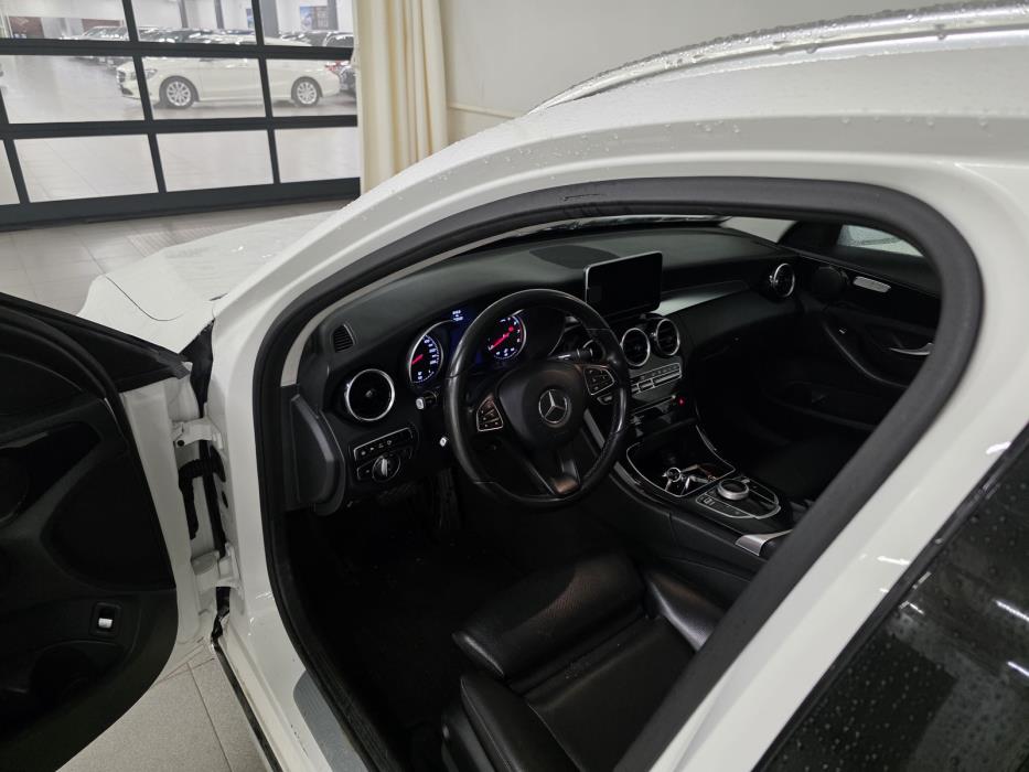 Mercedes-Benz C 2016