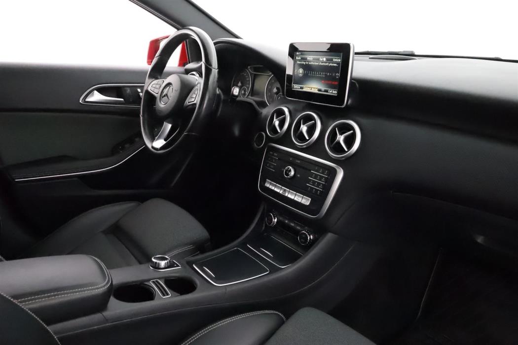 Mercedes-Benz A 2016