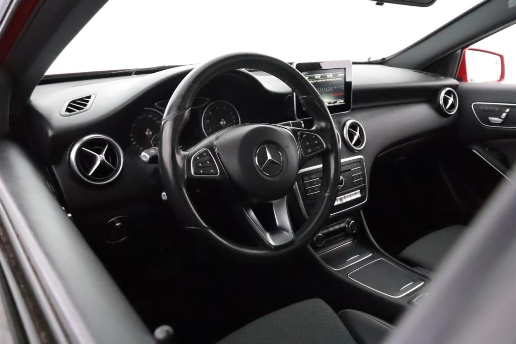 Mercedes-Benz A 2016