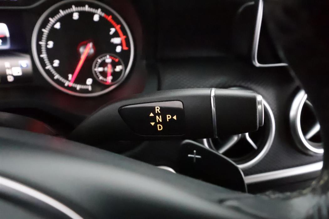 Mercedes-Benz A 2016