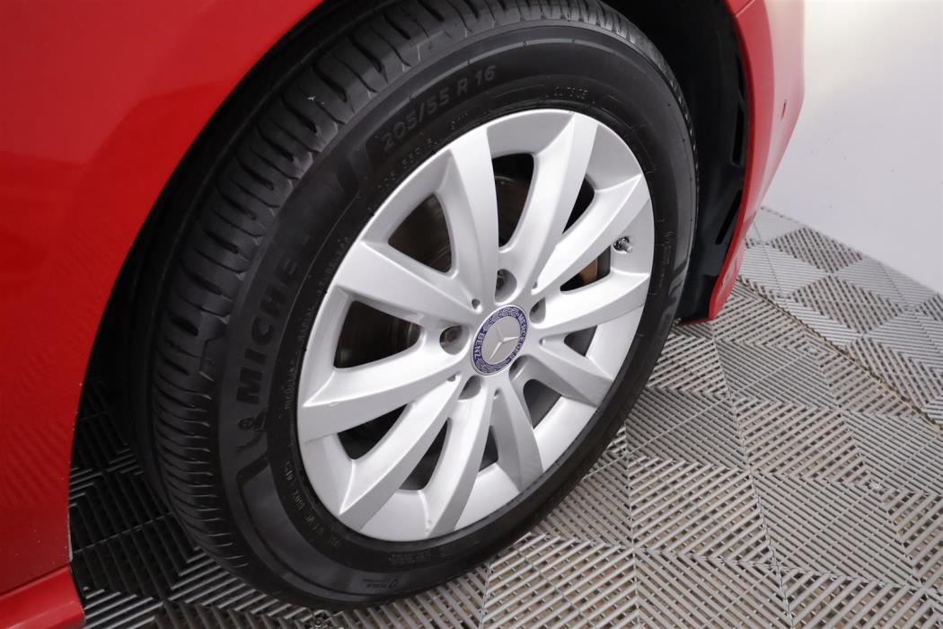 Mercedes-Benz A 2016