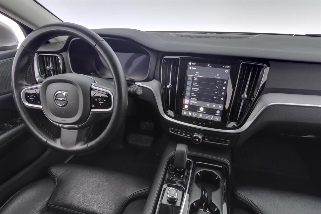Volvo V60 2024