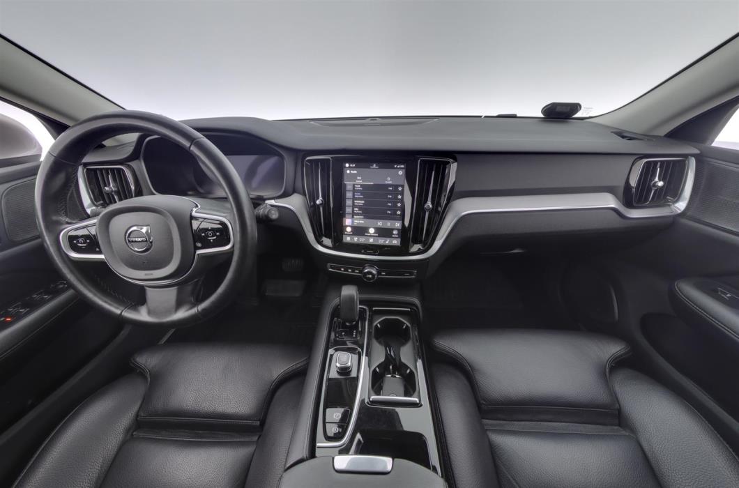 Volvo V60 2024