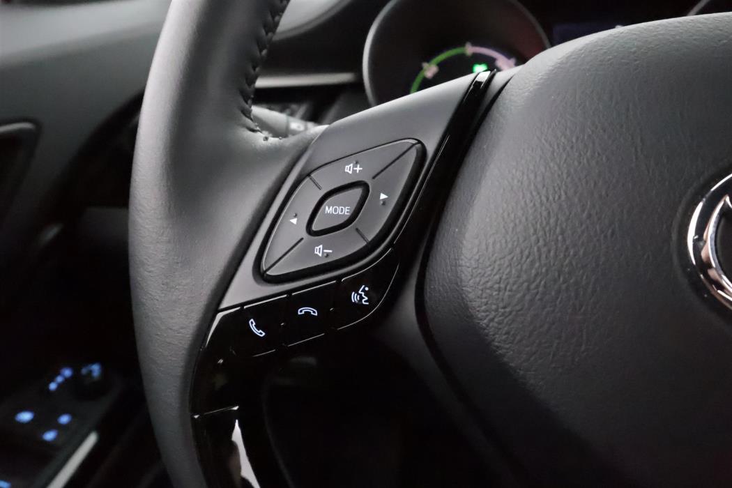 Toyota C-HR 2024