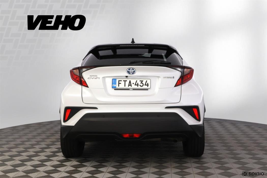 Toyota C-HR 2024