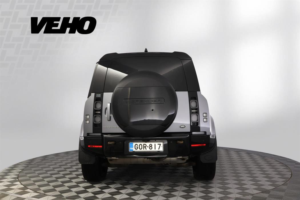 Land Rover Defender 2022