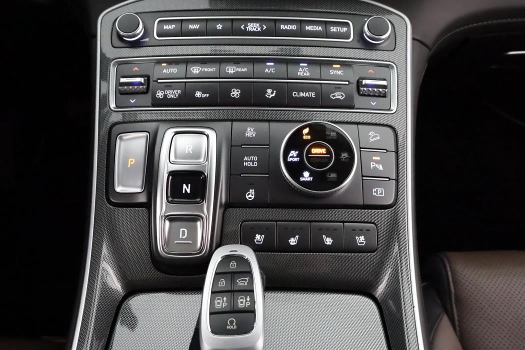 Hyundai Santa Fe 2024