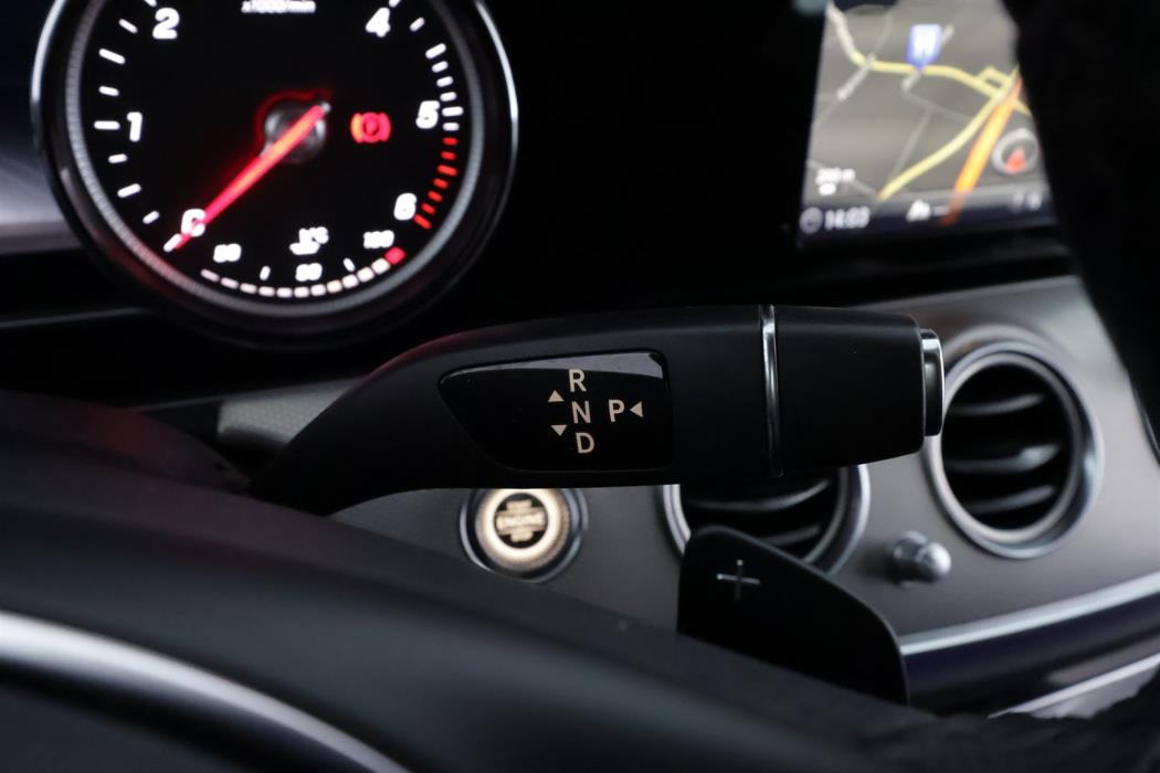 MERCEDES-BENZ E 2017