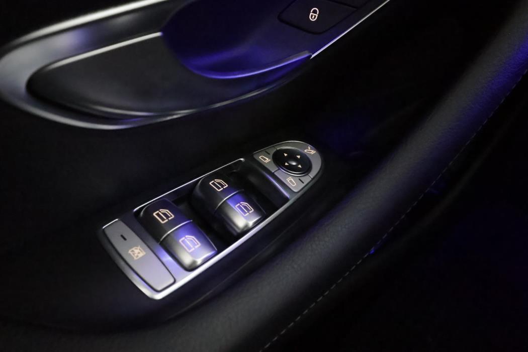 MERCEDES-BENZ E 2017