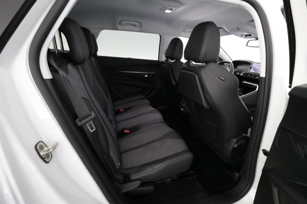 Peugeot 5008 2020