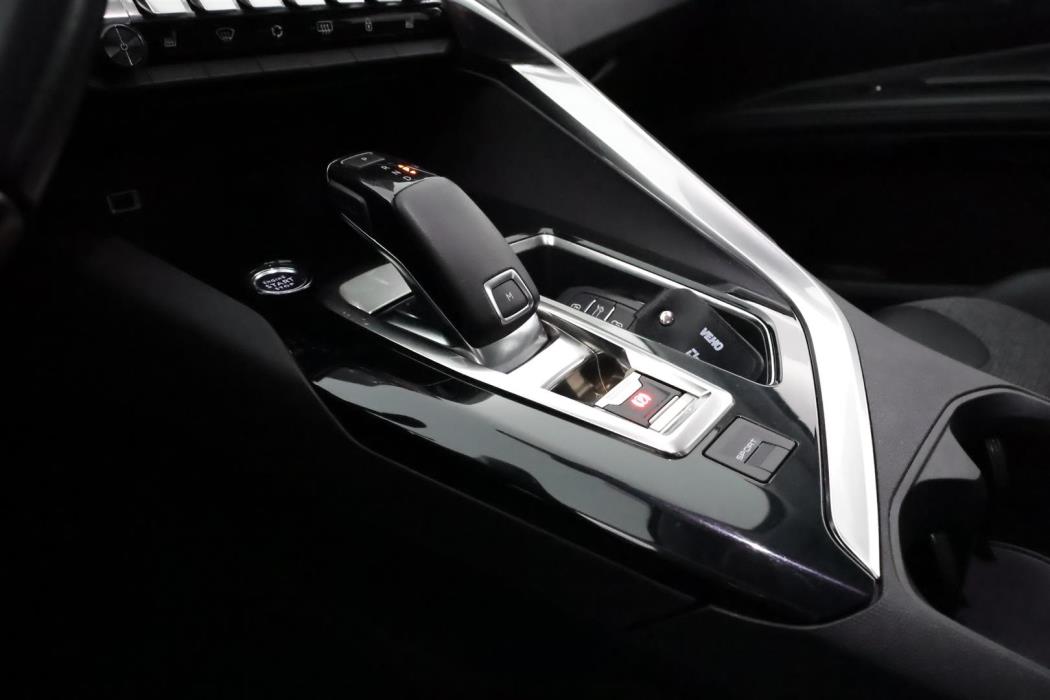 Peugeot 5008 2020