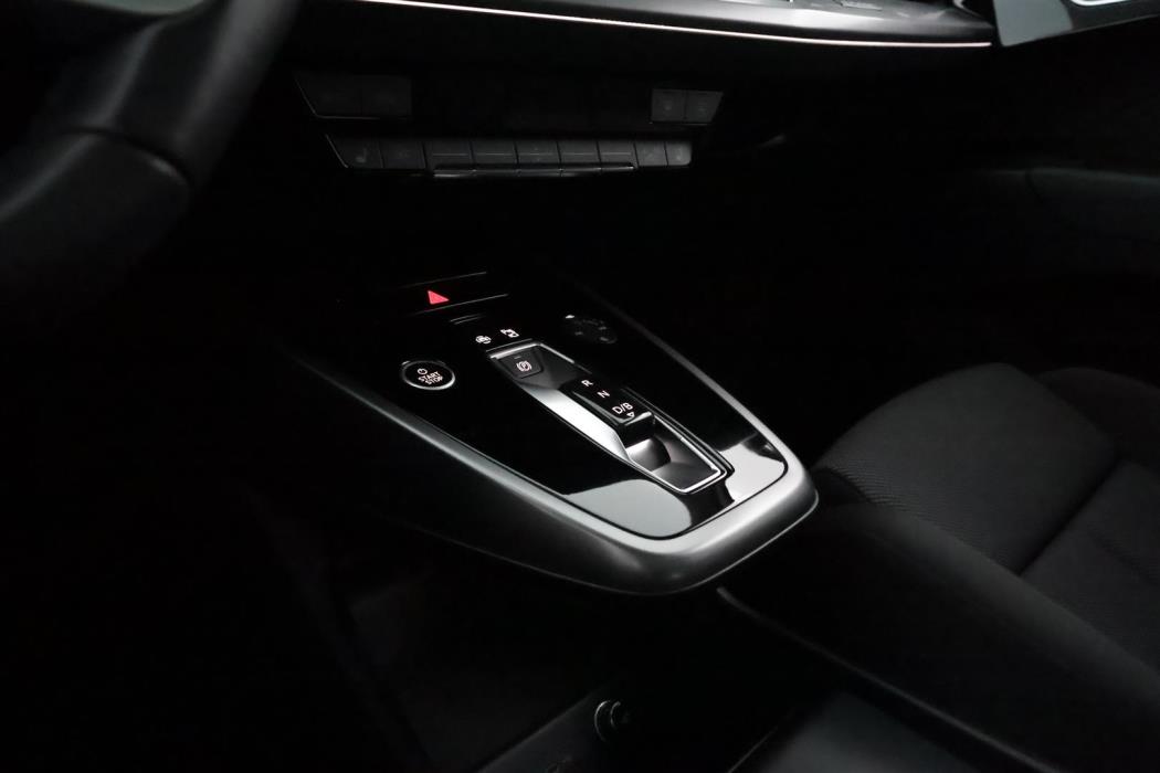Audi Q4 e-tron 2021