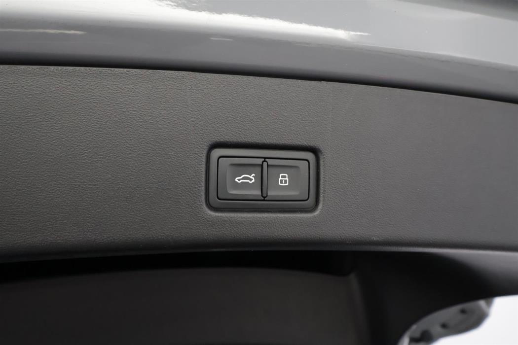 Audi Q4 e-tron 2021
