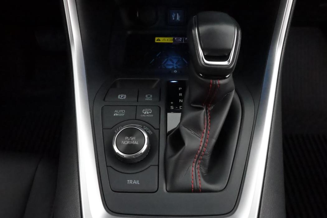 Toyota RAV4 Plug-in 2023