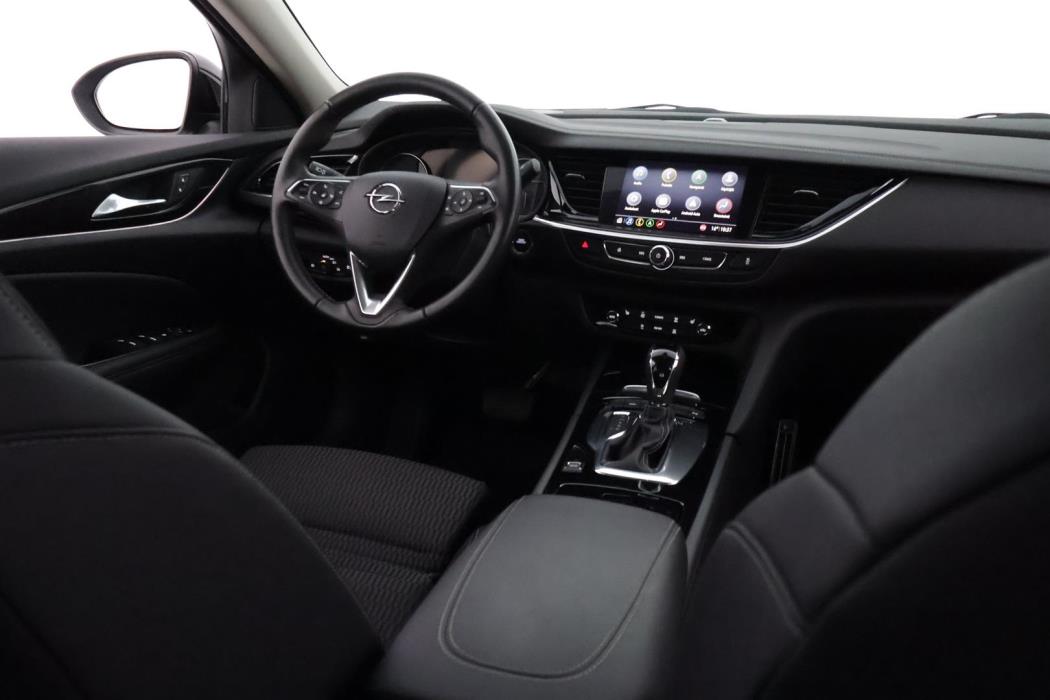 Opel Insignia 2021