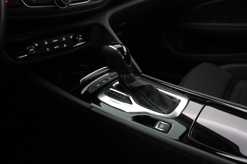 Opel Insignia 2021
