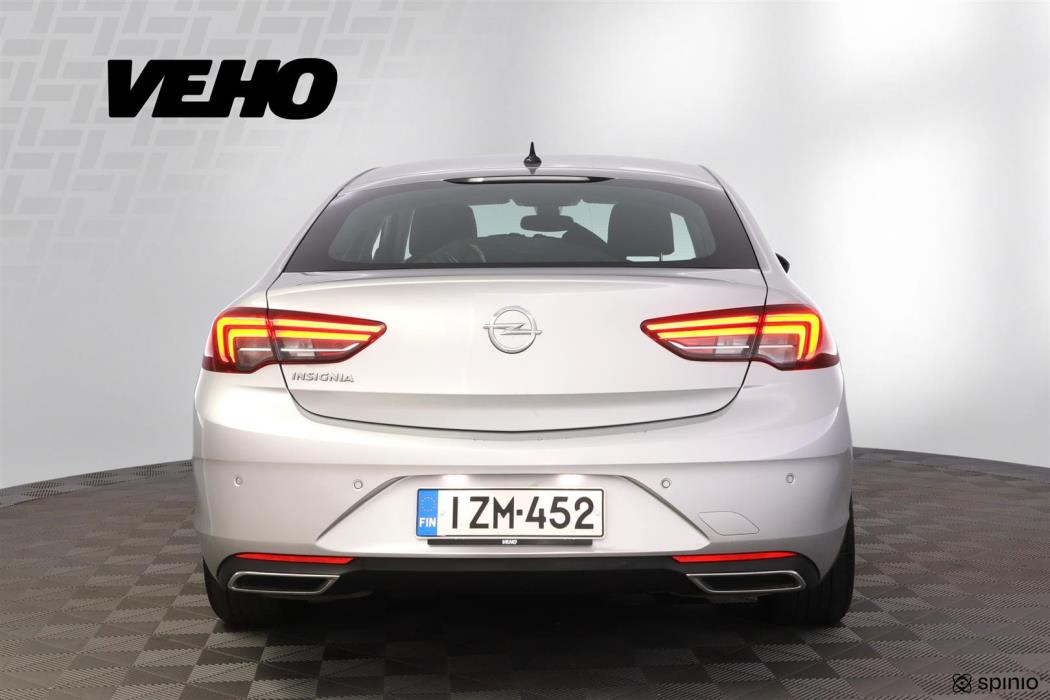 Opel Insignia 2021