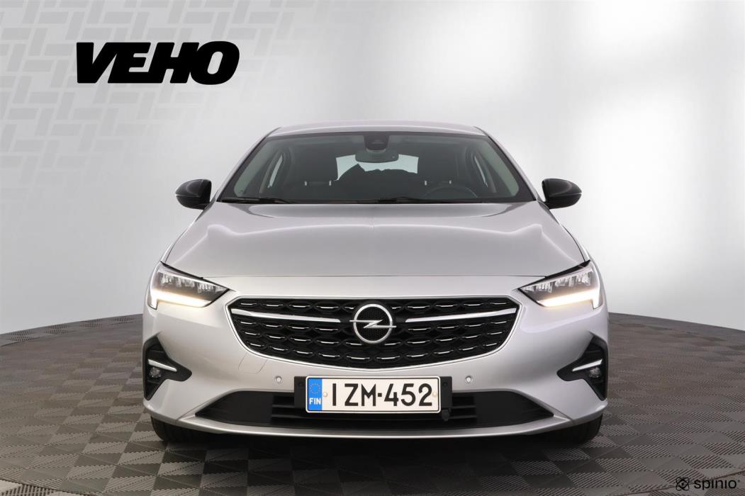 Opel Insignia 2021