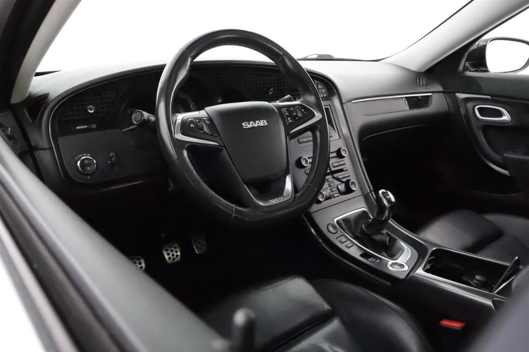 SAAB 9-5 2011