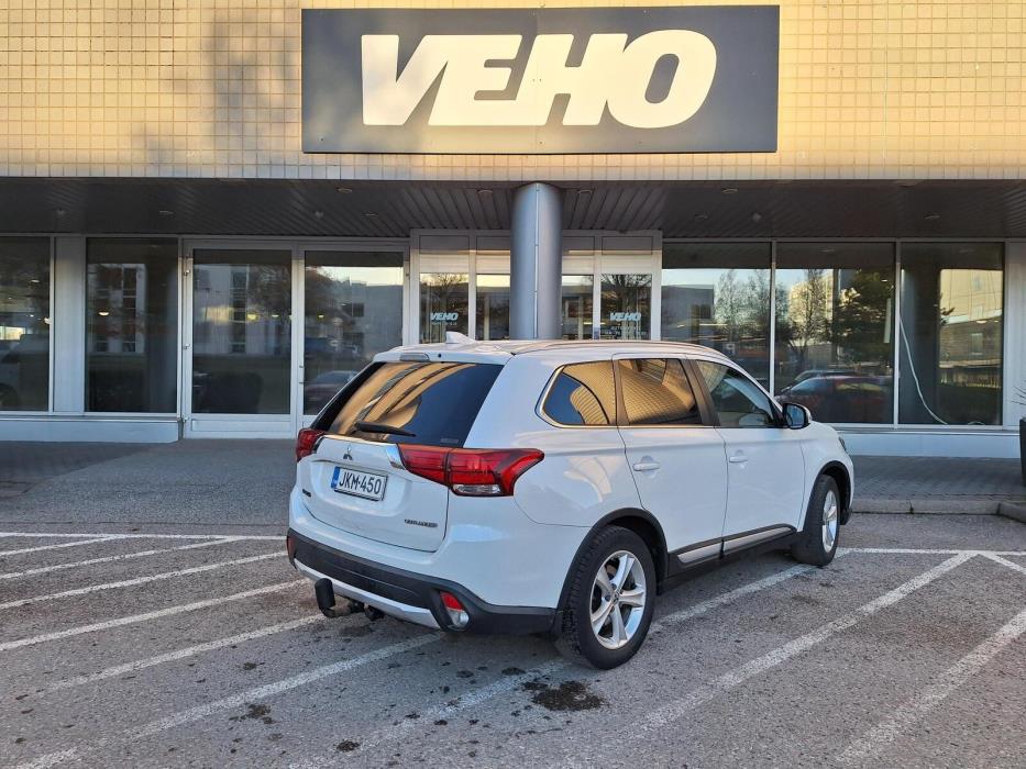 Mitsubishi Outlander 2018