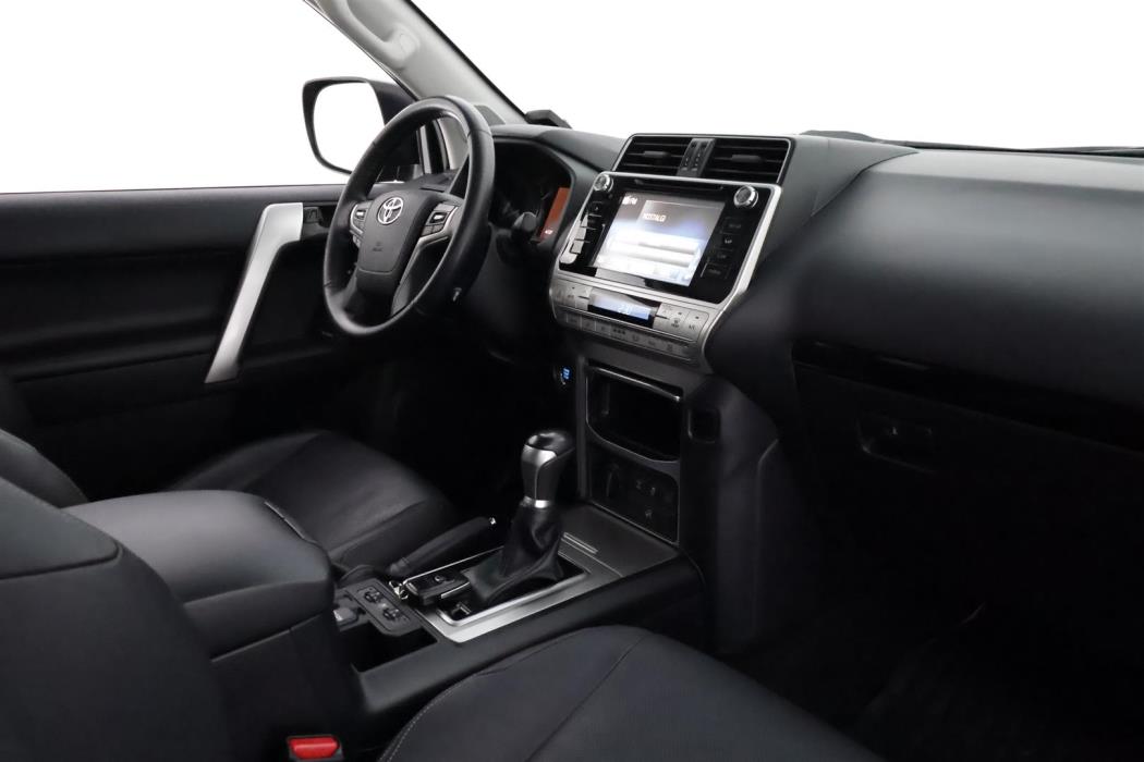 Toyota Land Cruiser 2018